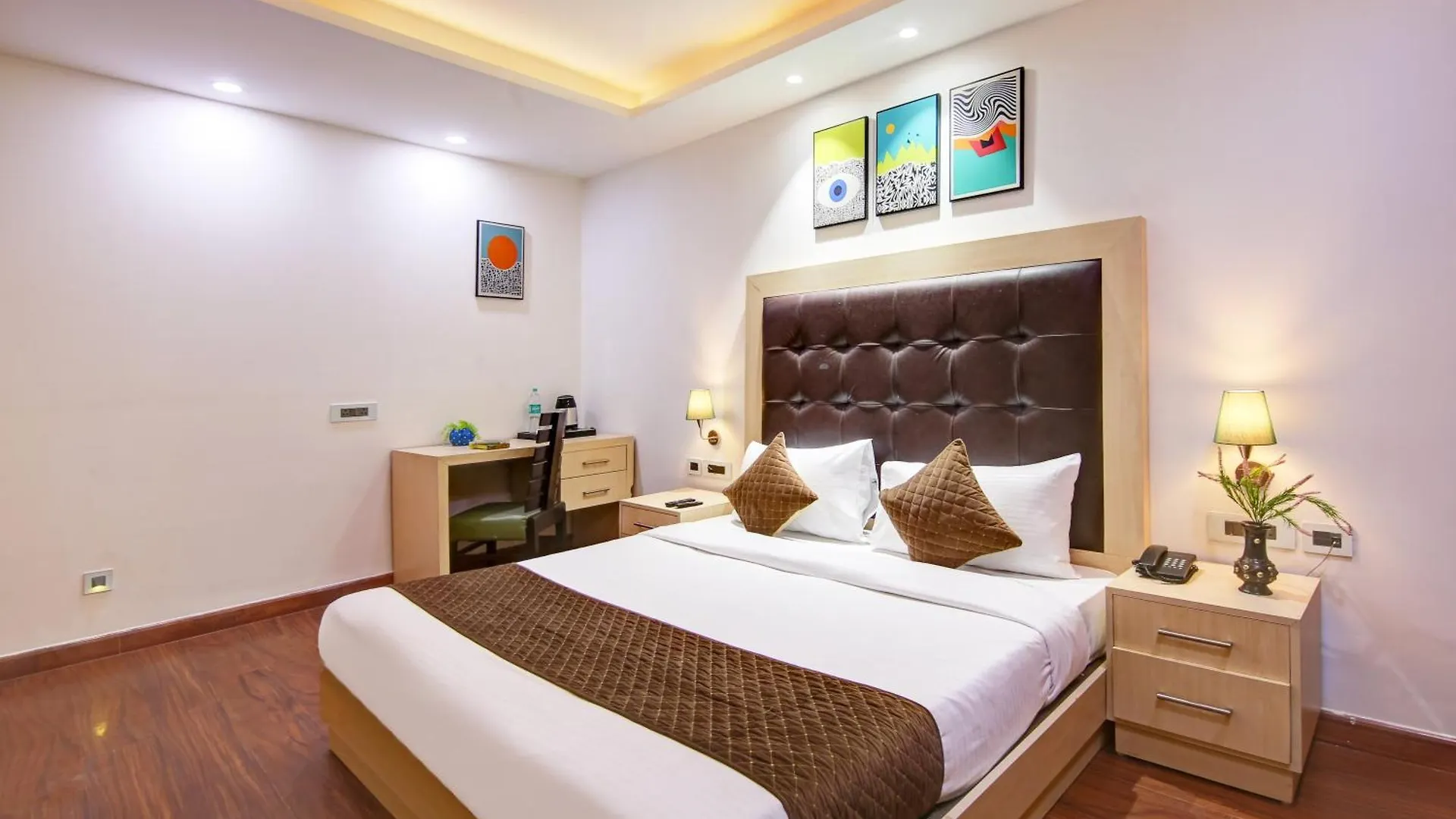***  Limewood Stay Bliss - Boutique Hotel Gurgaon India