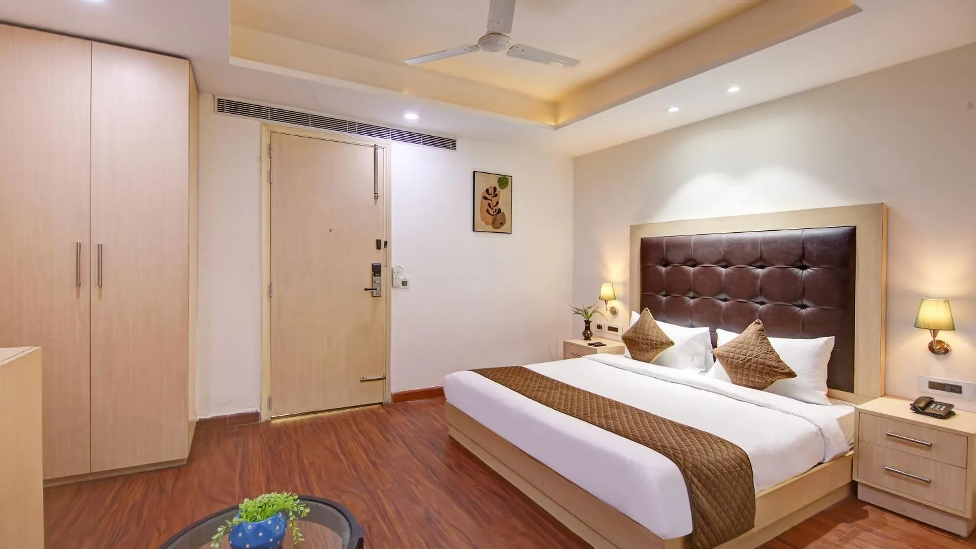 ***  Limewood Stay Bliss - Boutique Hotel Gurgaon India