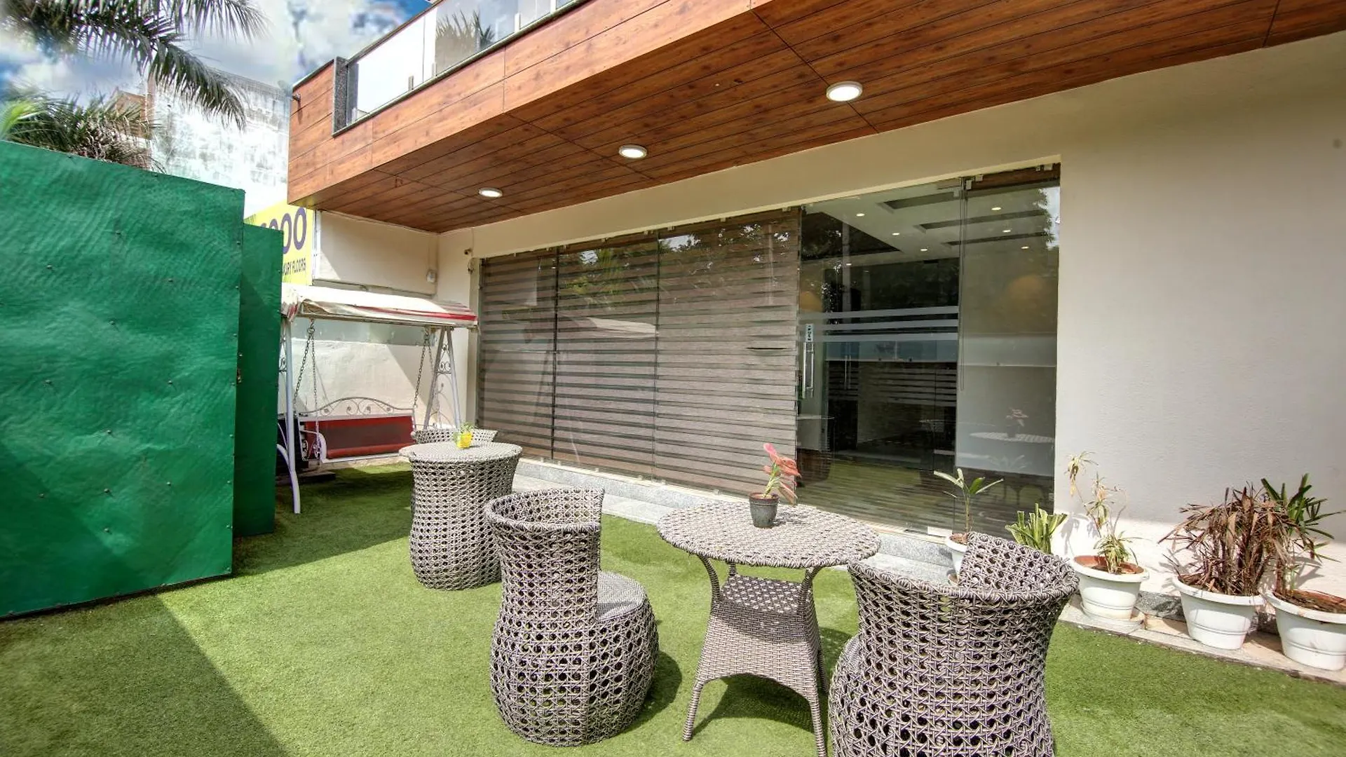 ***  Limewood Stay Bliss - Boutique Hotel Gurgaon India