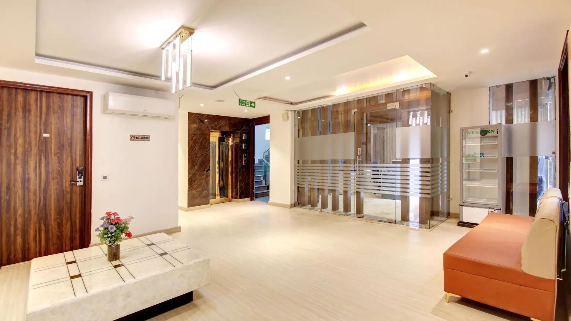 Limewood Stay Bliss - Boutique Hotel Gurgaon 3*,  India